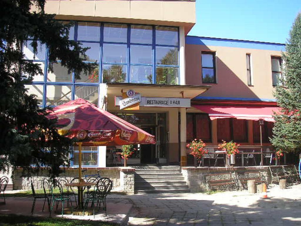 Penzion V Raji Hotel Strakonice Exterior photo